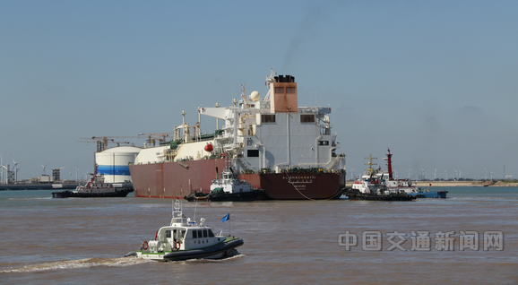 海事部门成功保障中海油盐城绿能港项目安全开通运行